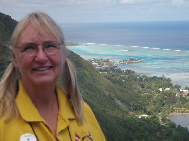Picture of Holly in Tahiti
